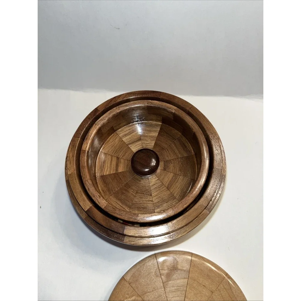 Wood‎ Hand Crafted Decorative storage containers Used